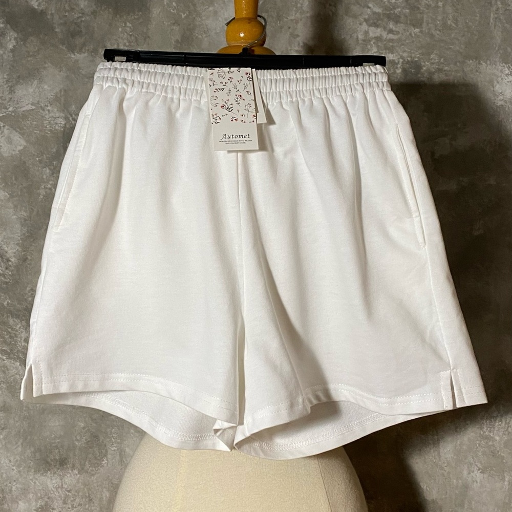 NWT Automet Fashion Wear Size S (love 12)